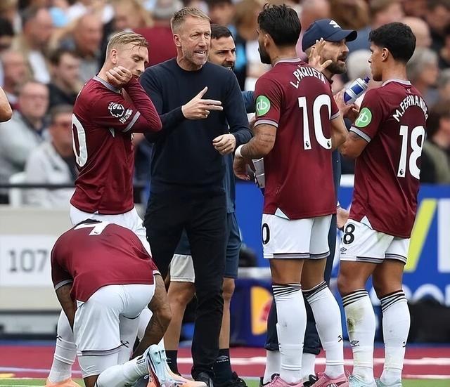 欧冠杯｜ 前场当机后场送礼 拜仁自断直通16强希望